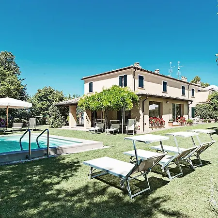 شقة Casa Ezelina بيزارو