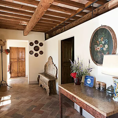 Casa Ezelina * بيزارو